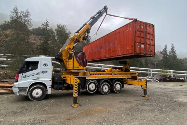 Denizli Mobil Vinç İle Konteyner Taşıma